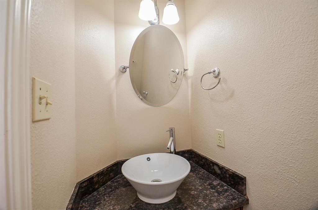 3702 Lauderwood Lane - Photo 11
