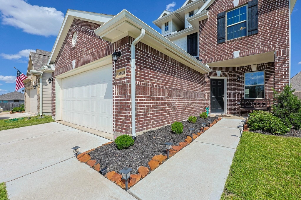 10423 Rochester Hills Lane - Photo 1