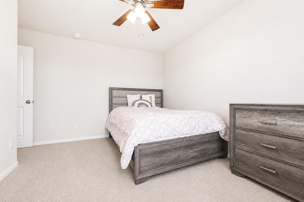 10423 Rochester Hills Lane - Photo 25
