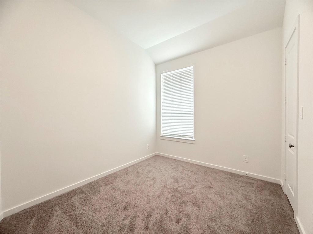 31207 Firefly Meadow Circle - Photo 22