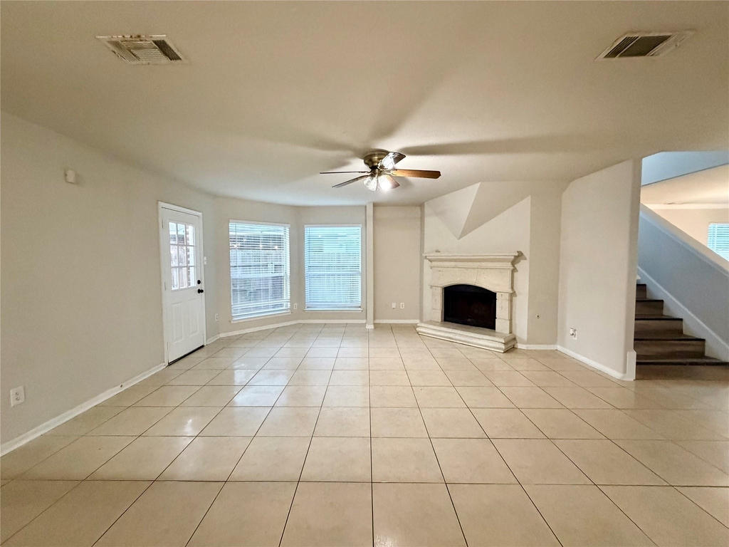 6827 Autumn Thistle Drive - Photo 3