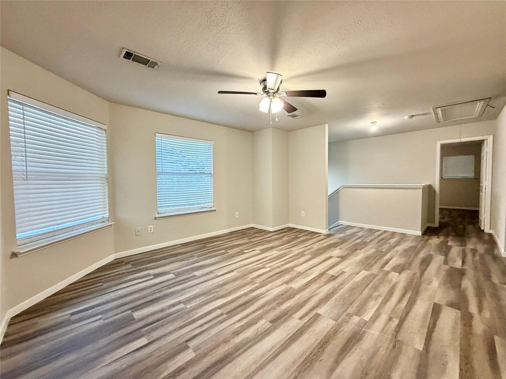 6827 Autumn Thistle Drive - Photo 11