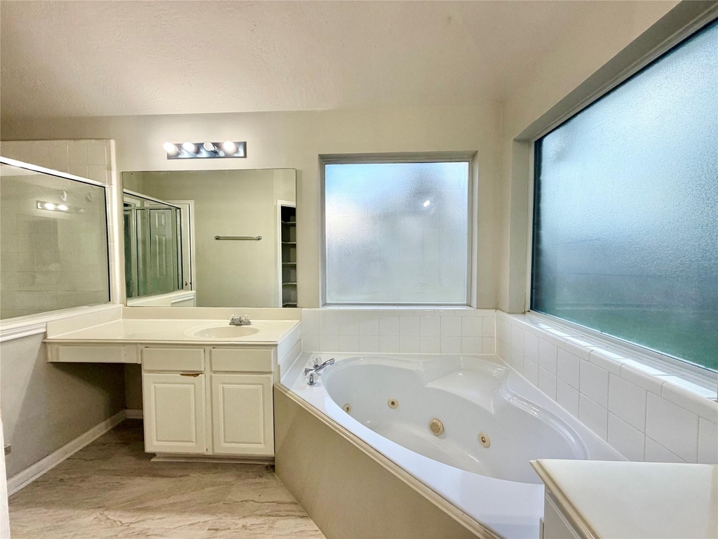 6827 Autumn Thistle Drive - Photo 16