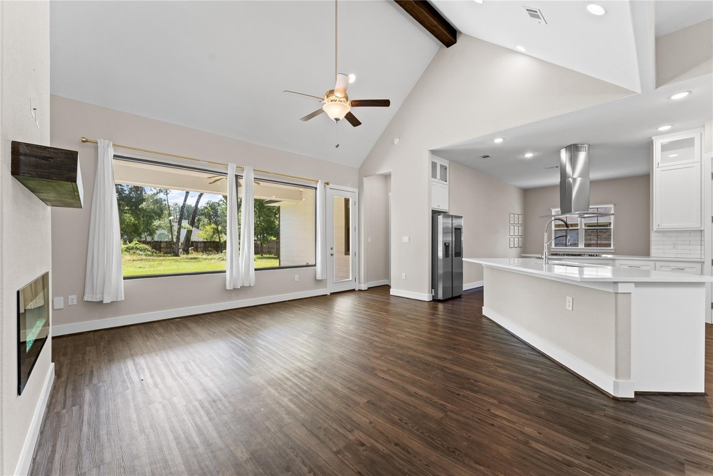 2650 Fountain View Street - Photo 5