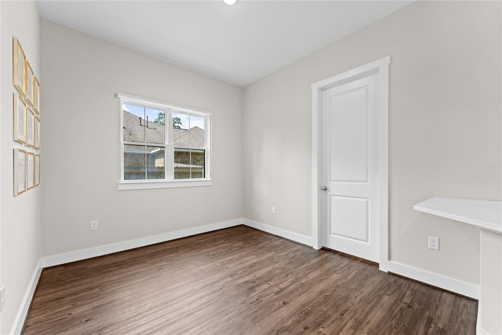 2650 Fountain View Street - Photo 13