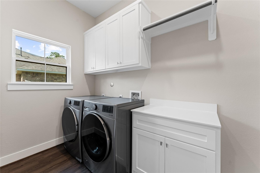 2650 Fountain View Street - Photo 14