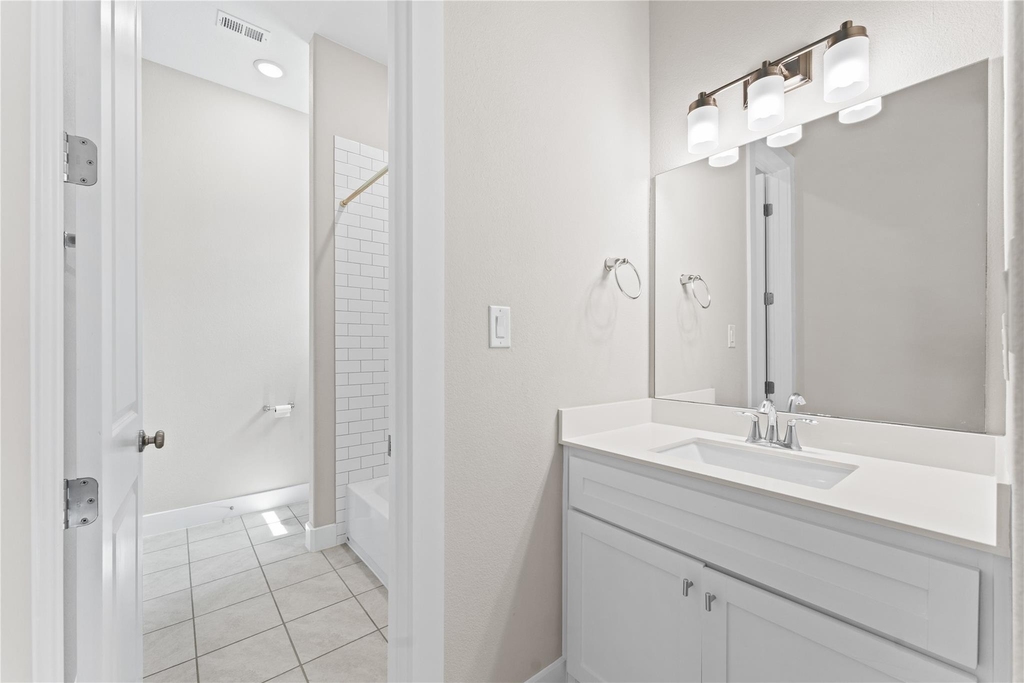 2650 Fountain View Street - Photo 22