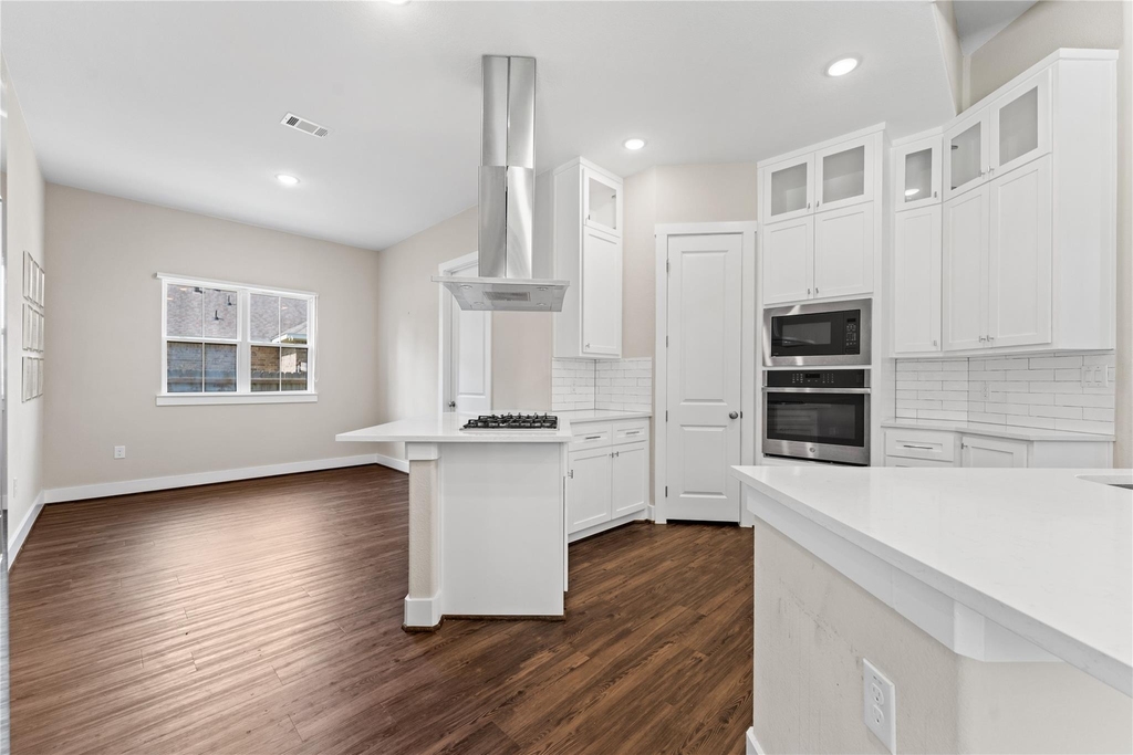 2650 Fountain View Street - Photo 9