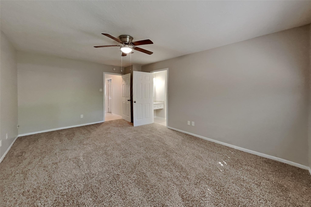1954 Round Spring Drive - Photo 7