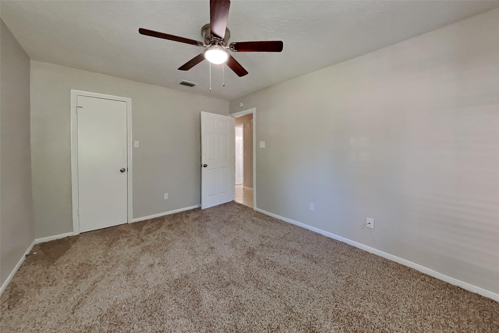 1954 Round Spring Drive - Photo 11