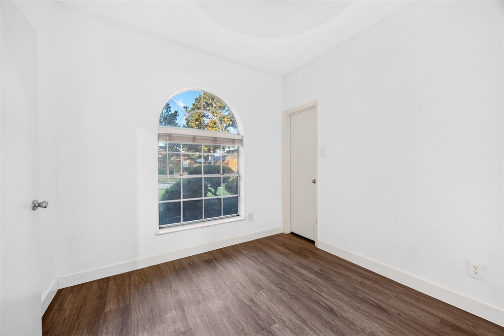18610 Autumn Hills Drive - Photo 21