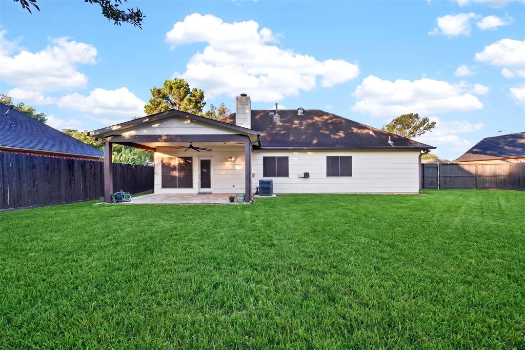 18610 Autumn Hills Drive - Photo 32
