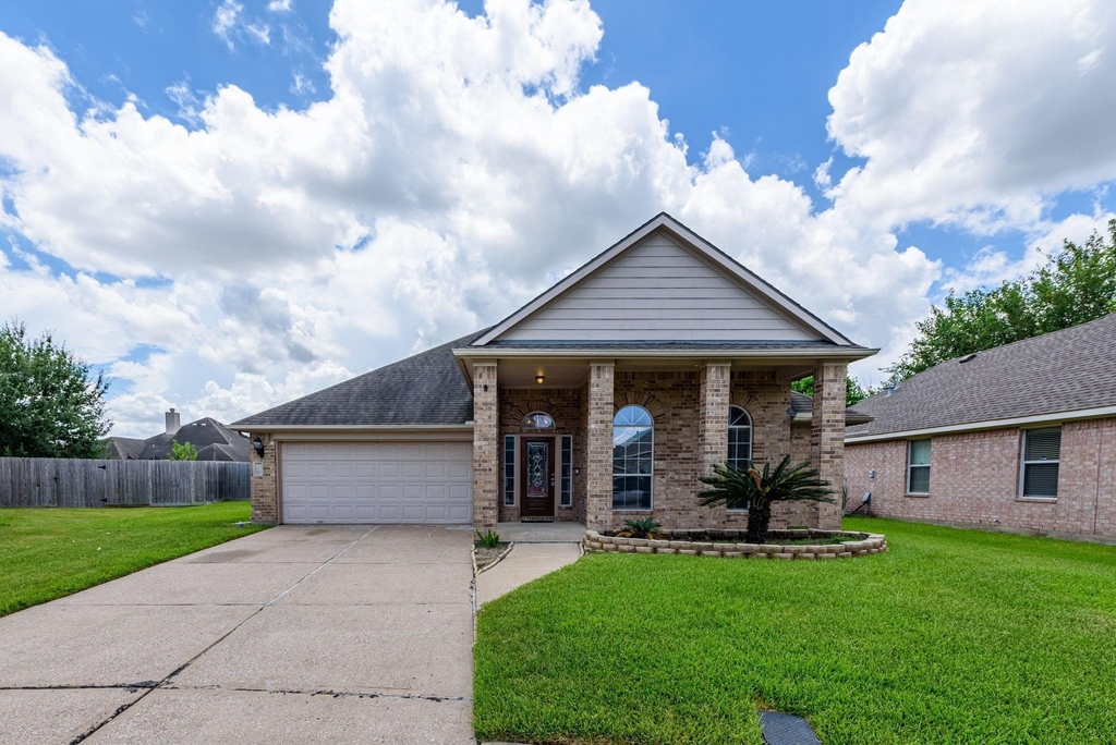 21011 Narrow Gate Drive - Photo 1