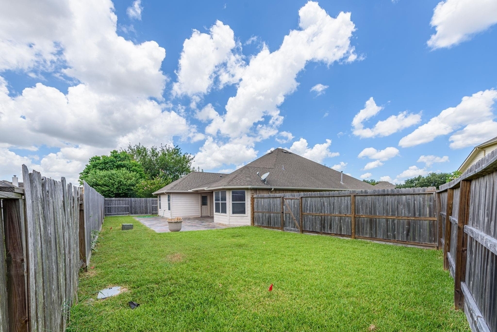 21011 Narrow Gate Drive - Photo 24