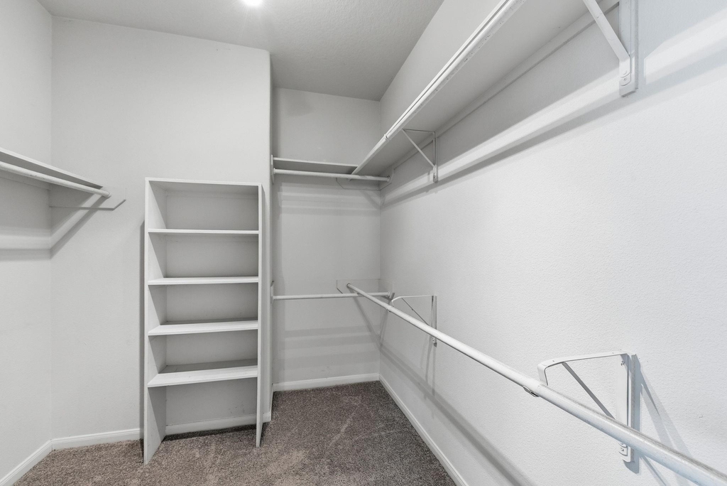 21011 Narrow Gate Drive - Photo 13