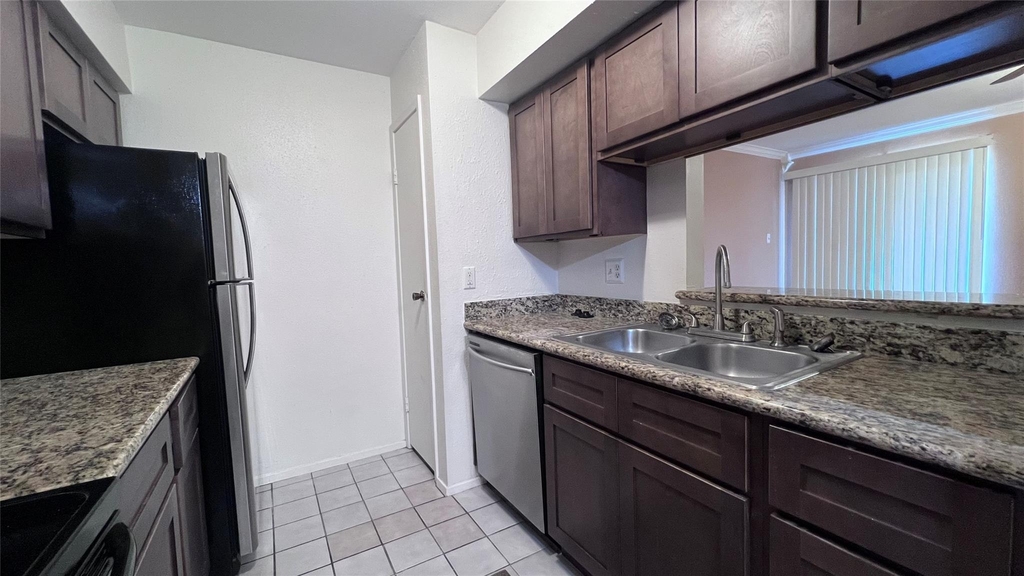 18519 Egret Bay Boulevard - Photo 17