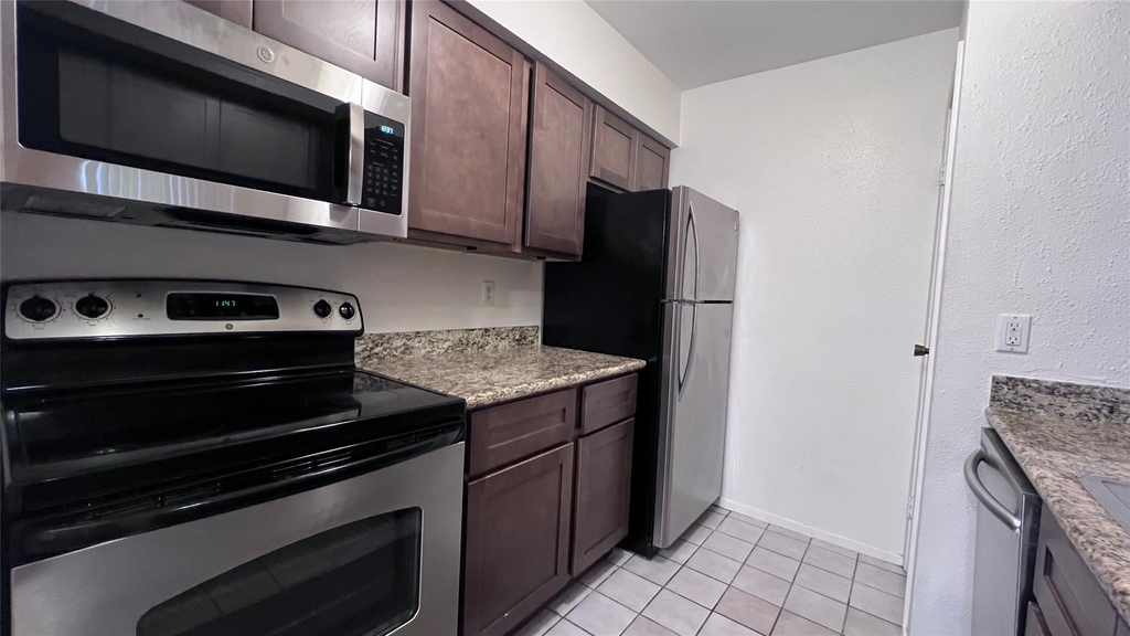 18519 Egret Bay Boulevard - Photo 16