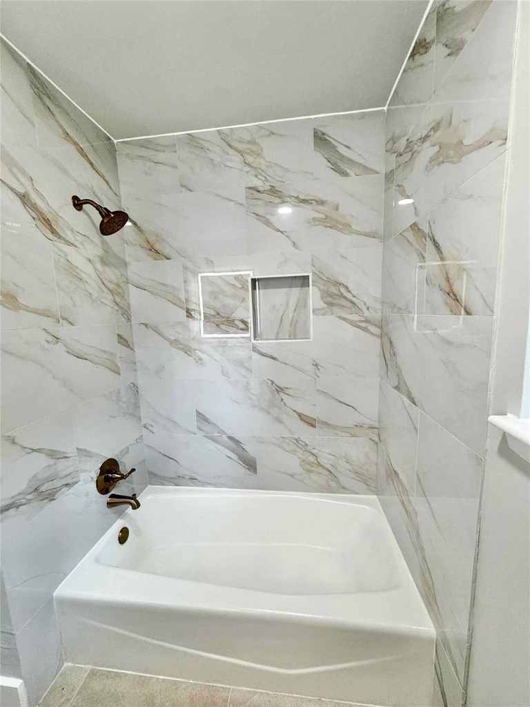 3126 Village Woods Drive - Photo 11