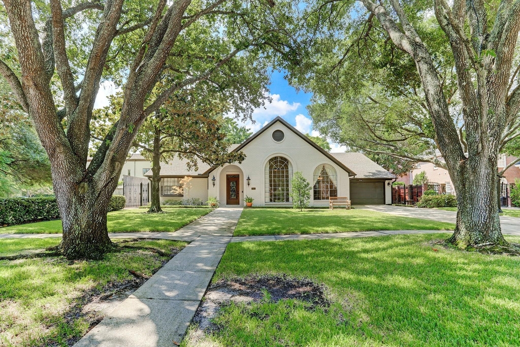 2911 University Boulevard - Photo 1