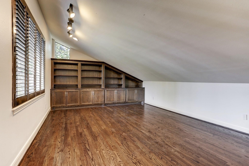2911 University Boulevard - Photo 18