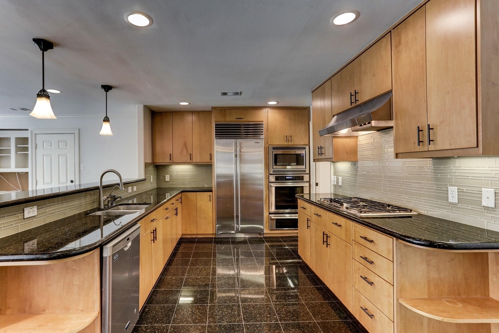 2911 University Boulevard - Photo 3