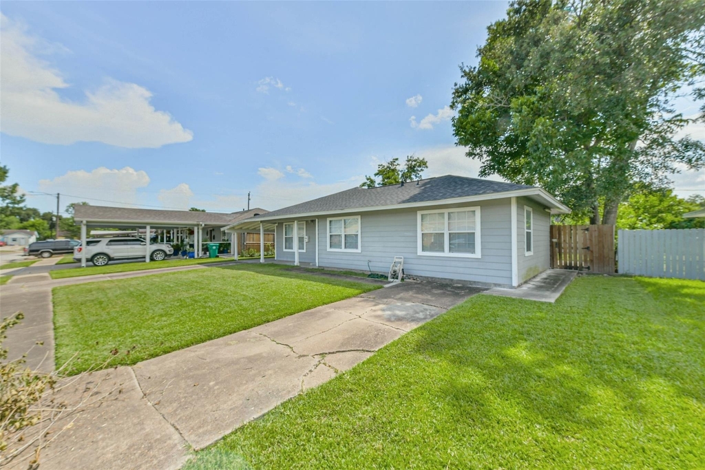 938 Vivian Avenue - Photo 3