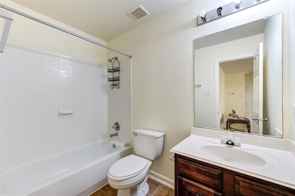 15326 Mission Oak Drive - Photo 9