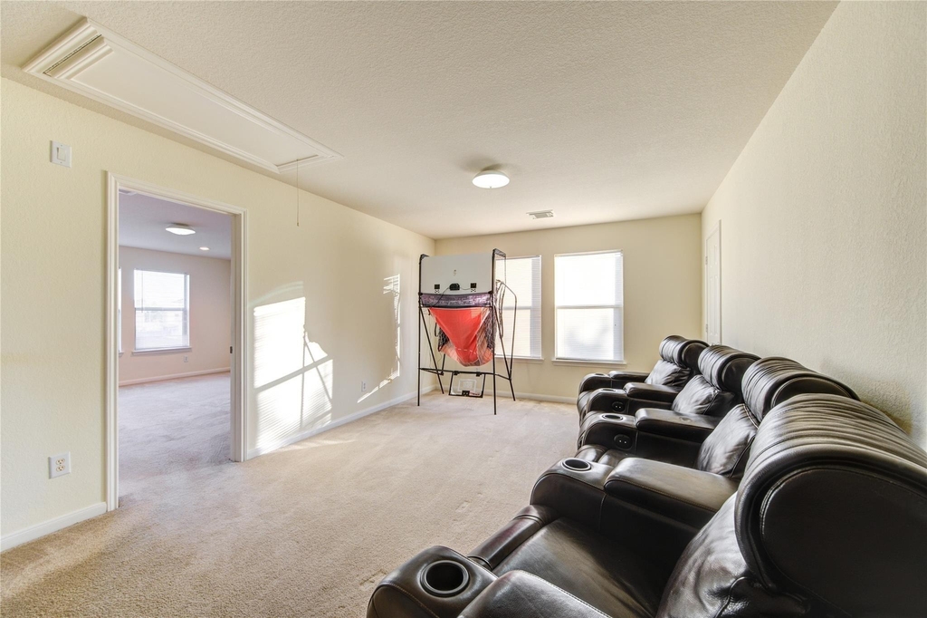 15326 Mission Oak Drive - Photo 12
