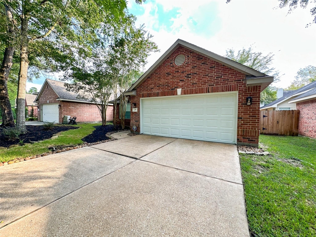 27 Auburn Path Drive - Photo 2