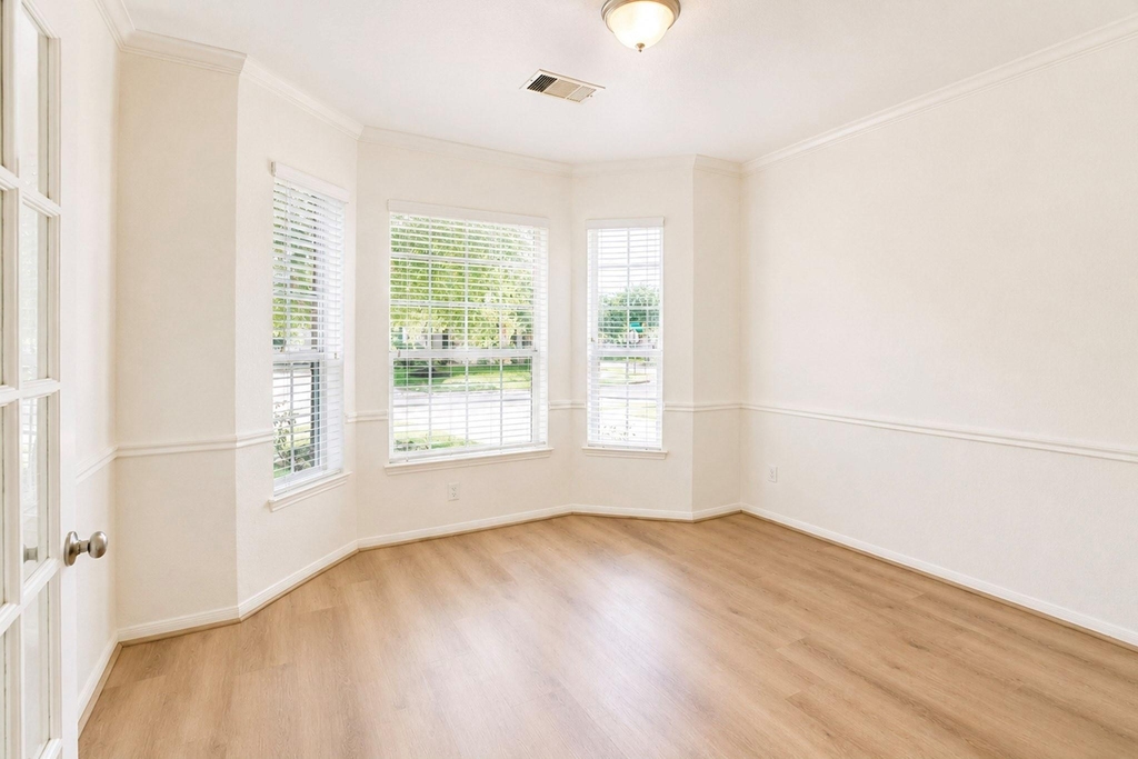 3303 Belmont River Lane - Photo 6
