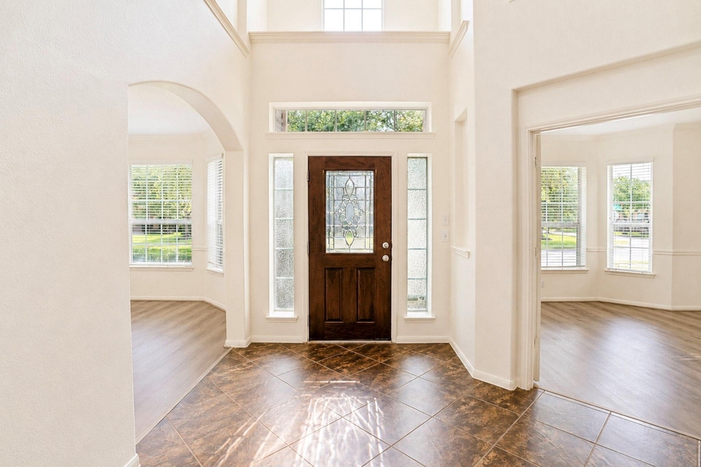 3303 Belmont River Lane - Photo 3