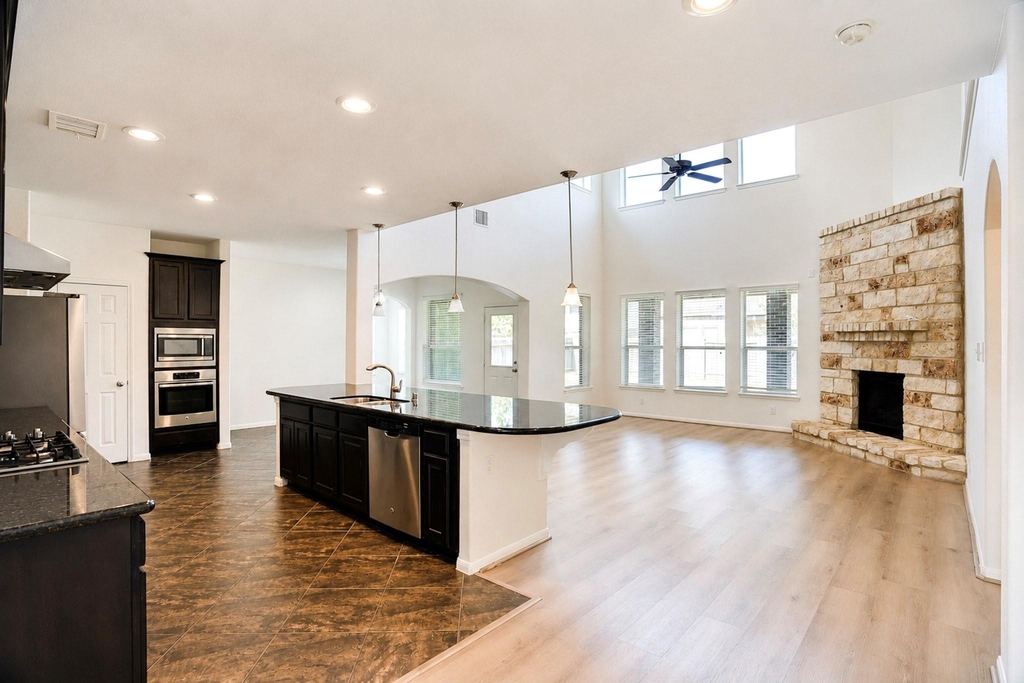 3303 Belmont River Lane - Photo 8