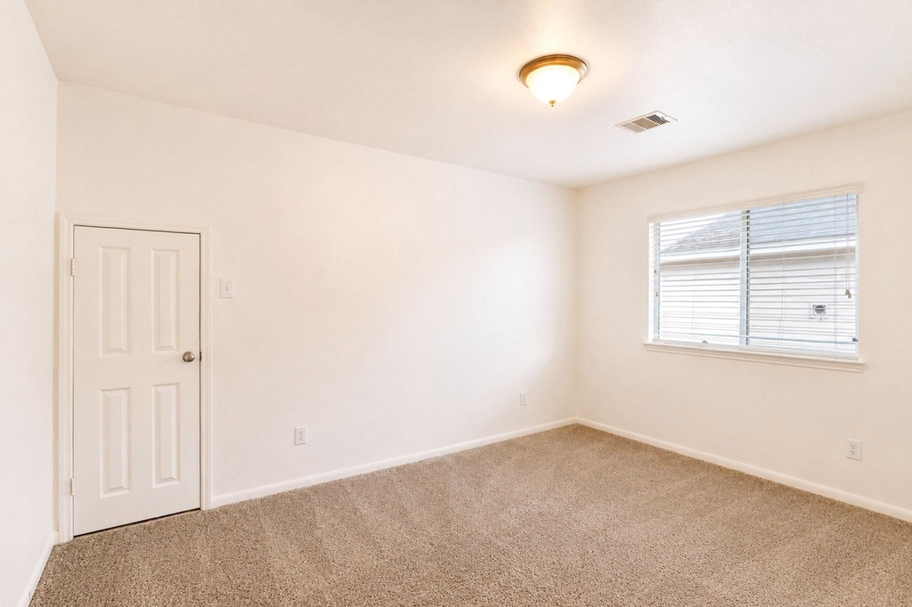 3303 Belmont River Lane - Photo 35