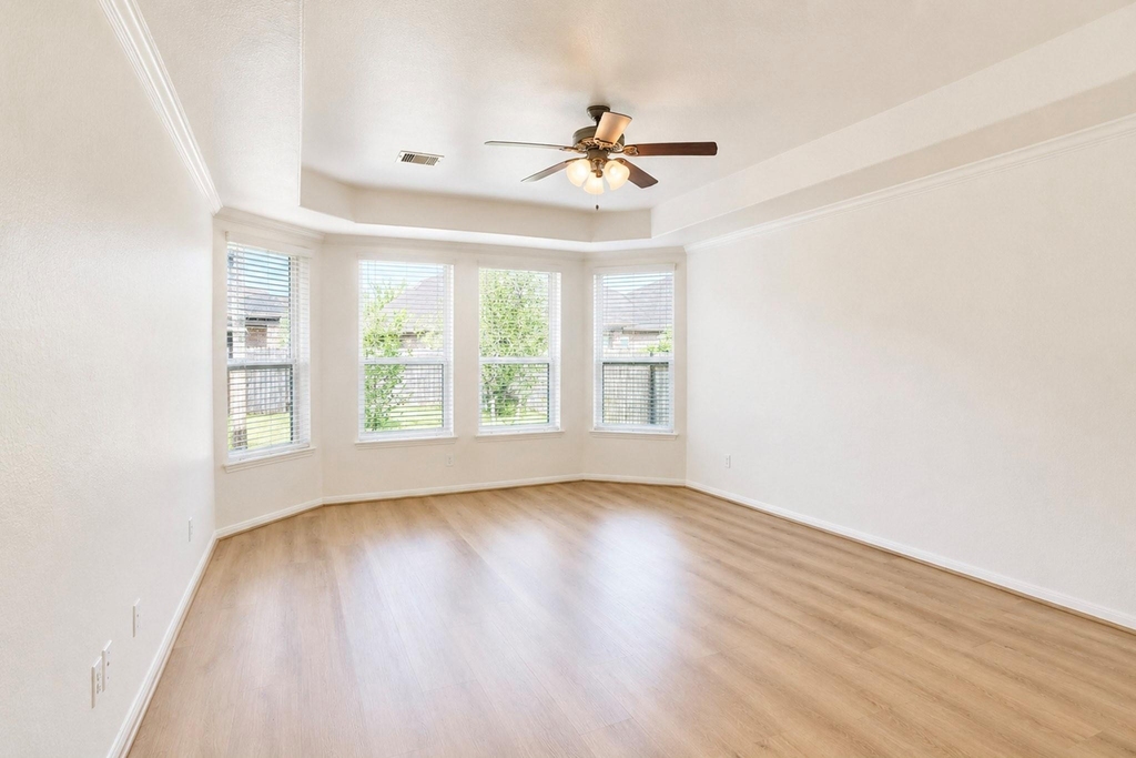 3303 Belmont River Lane - Photo 17
