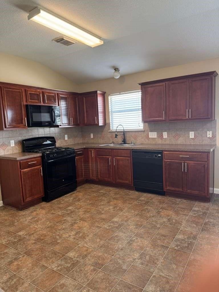11750 Pinemeade Lane - Photo 11