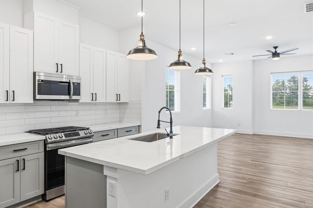 1404 Mansfield Street - Photo 4