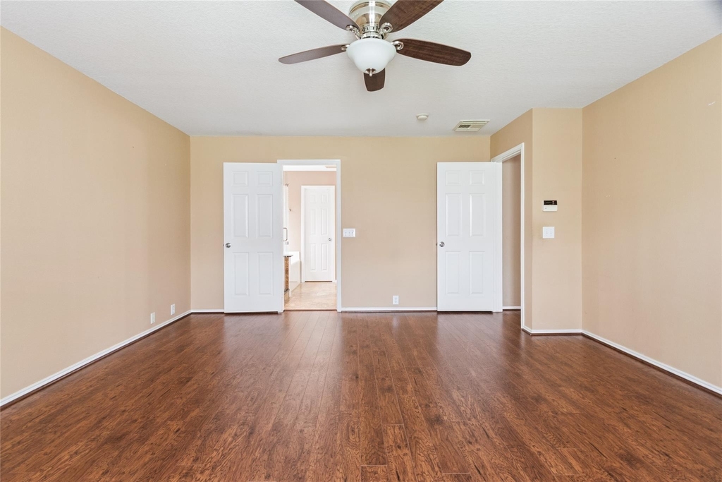 10306 Logan Bridge Lane - Photo 9