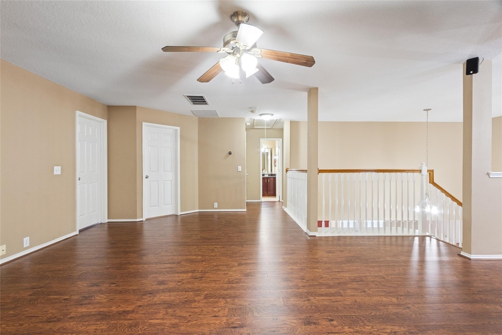 10306 Logan Bridge Lane - Photo 16