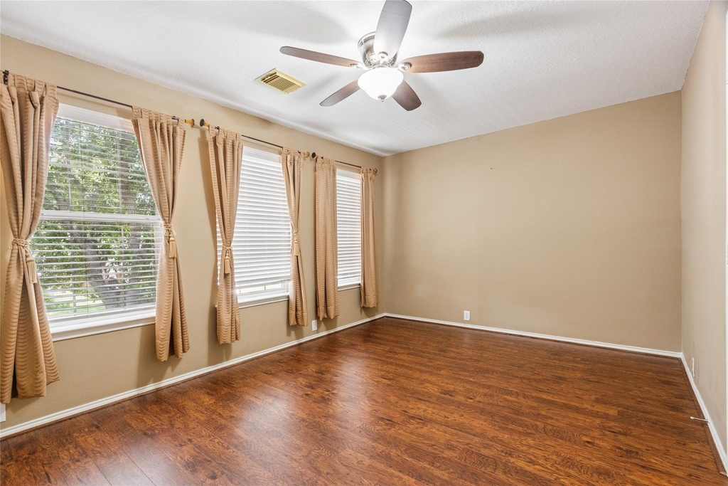 10306 Logan Bridge Lane - Photo 21