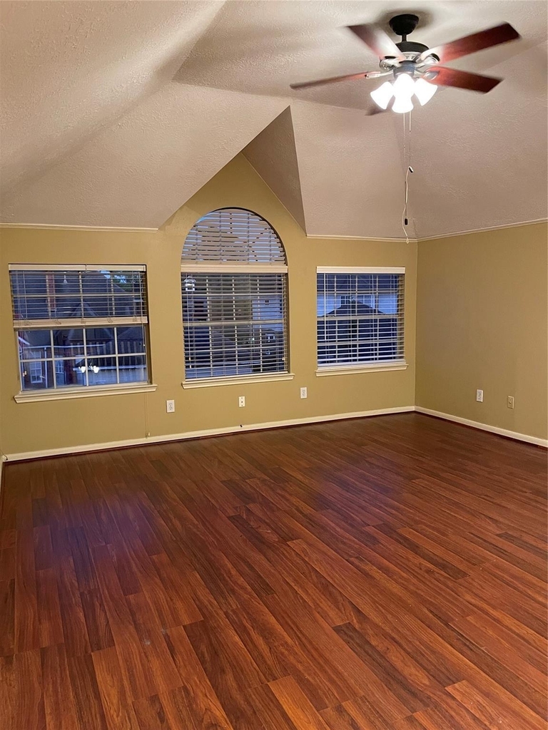 3411 Ashfield Drive - Photo 12