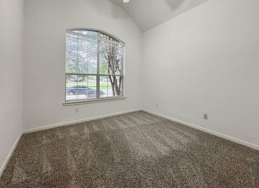 73 E Montfair Boulevard - Photo 6