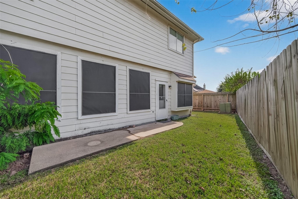 16315 April Ridge Drive - Photo 46