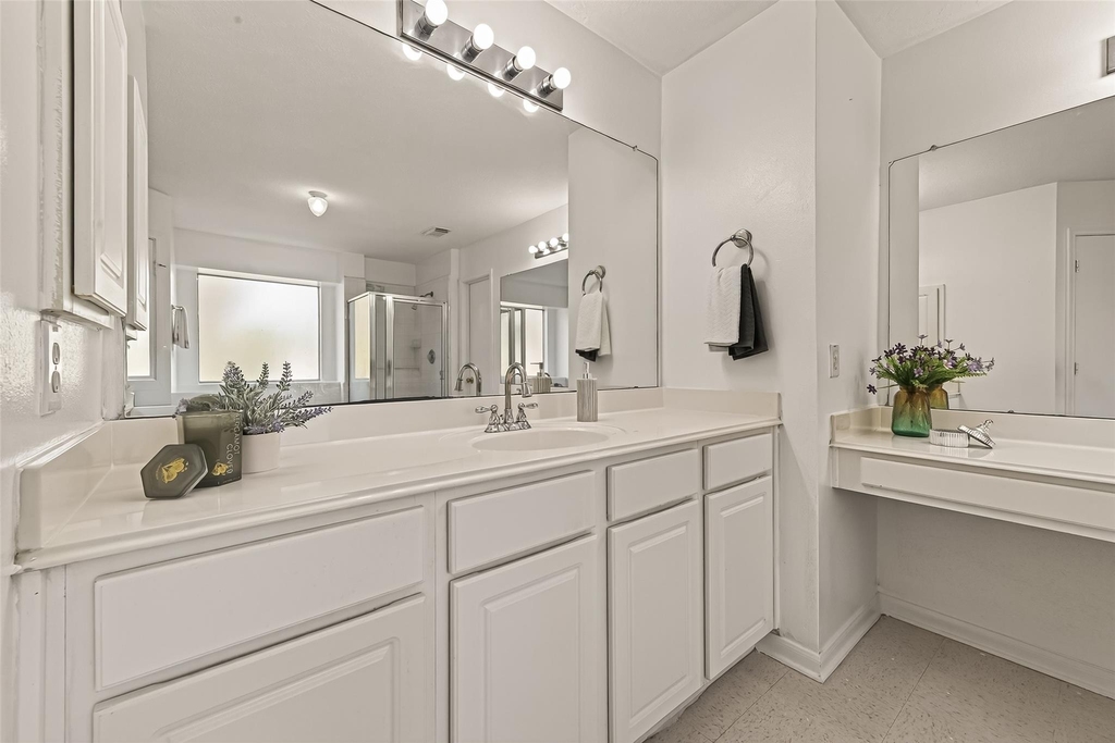 16315 April Ridge Drive - Photo 38