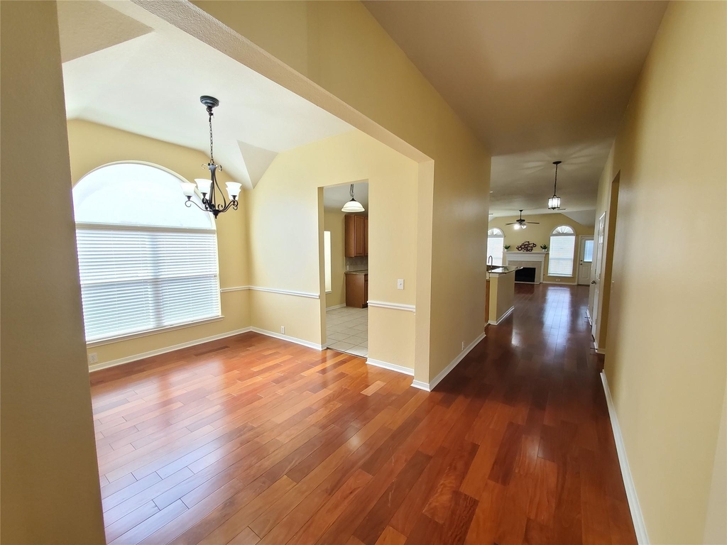 2502 Suncreek Lane - Photo 5