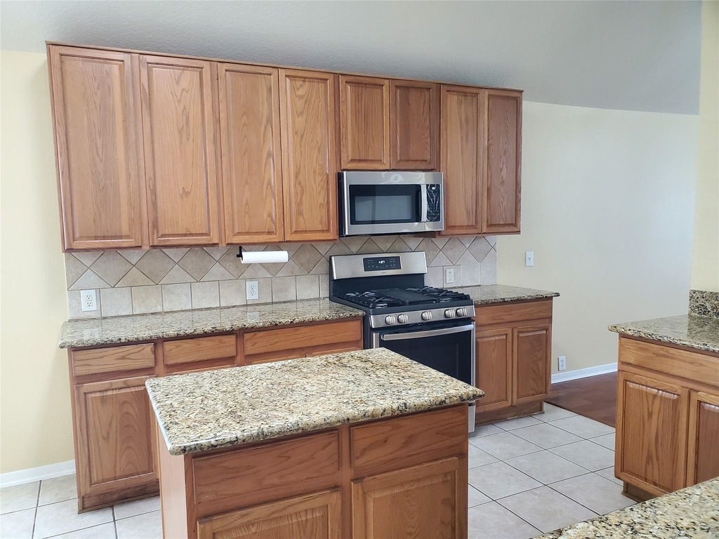 2502 Suncreek Lane - Photo 10