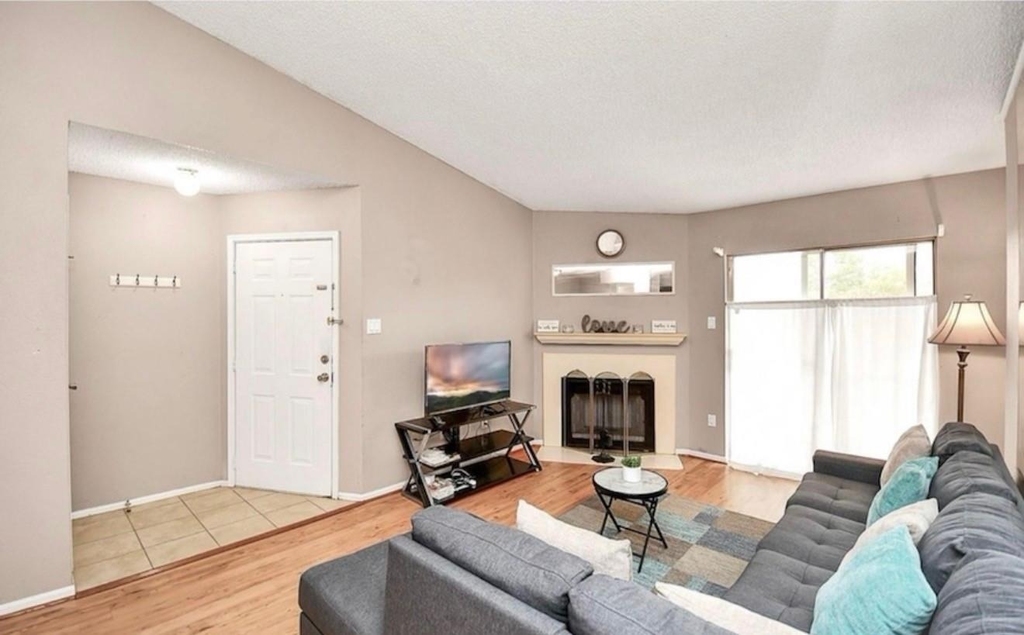 3770 Lovers Wood Lane - Photo 4