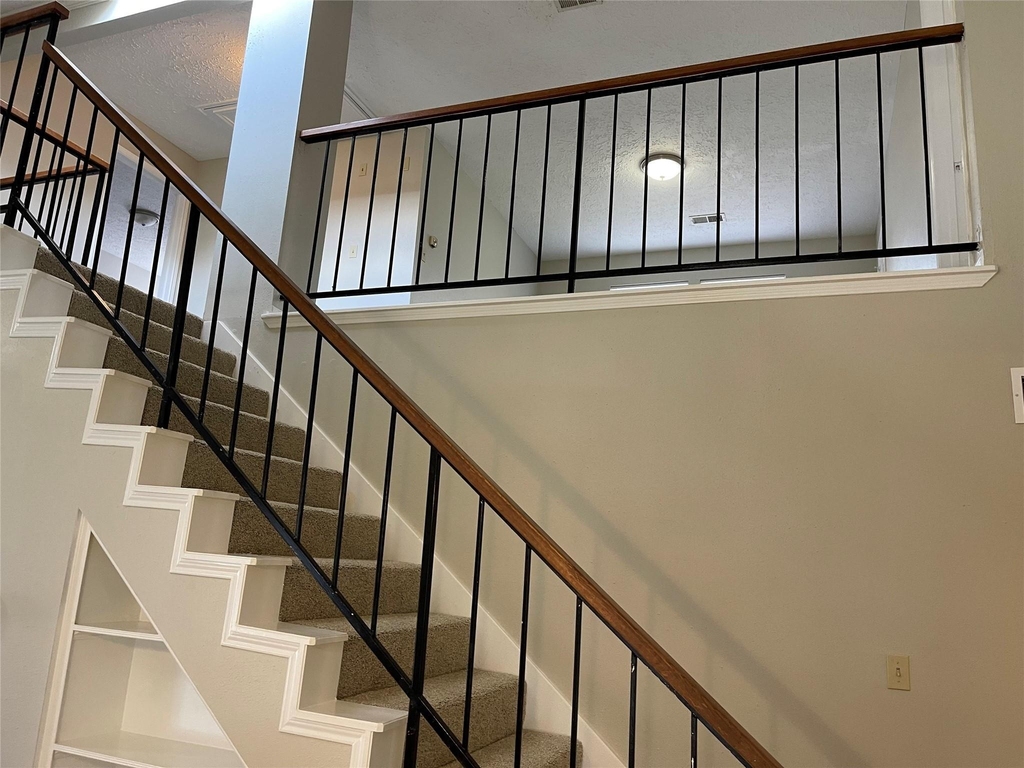 3118 Redcliff Drive - Photo 17