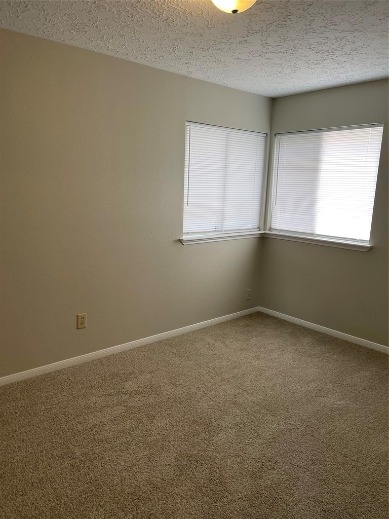 3118 Redcliff Drive - Photo 21