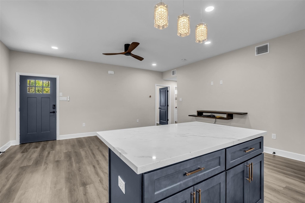 8529 Dosia Street - Photo 11