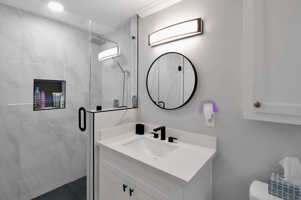 6111 Shadow Crest Street - Photo 9